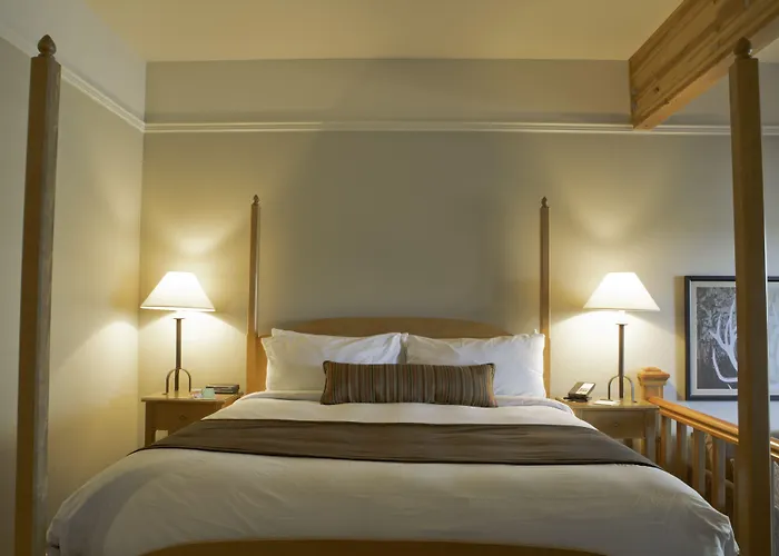 Pine Ridge Inn